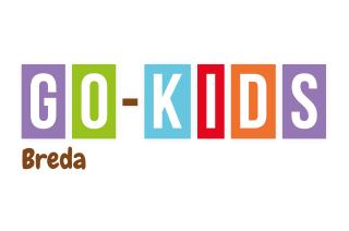 Diverse gekleurde blokken met GO Kids logo in Breda